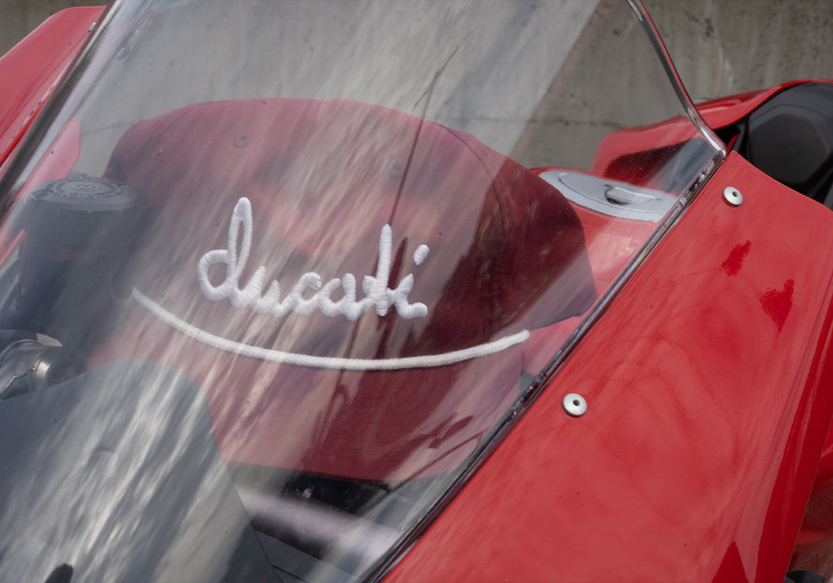 Ducati Calligraphy Hat : Maroon