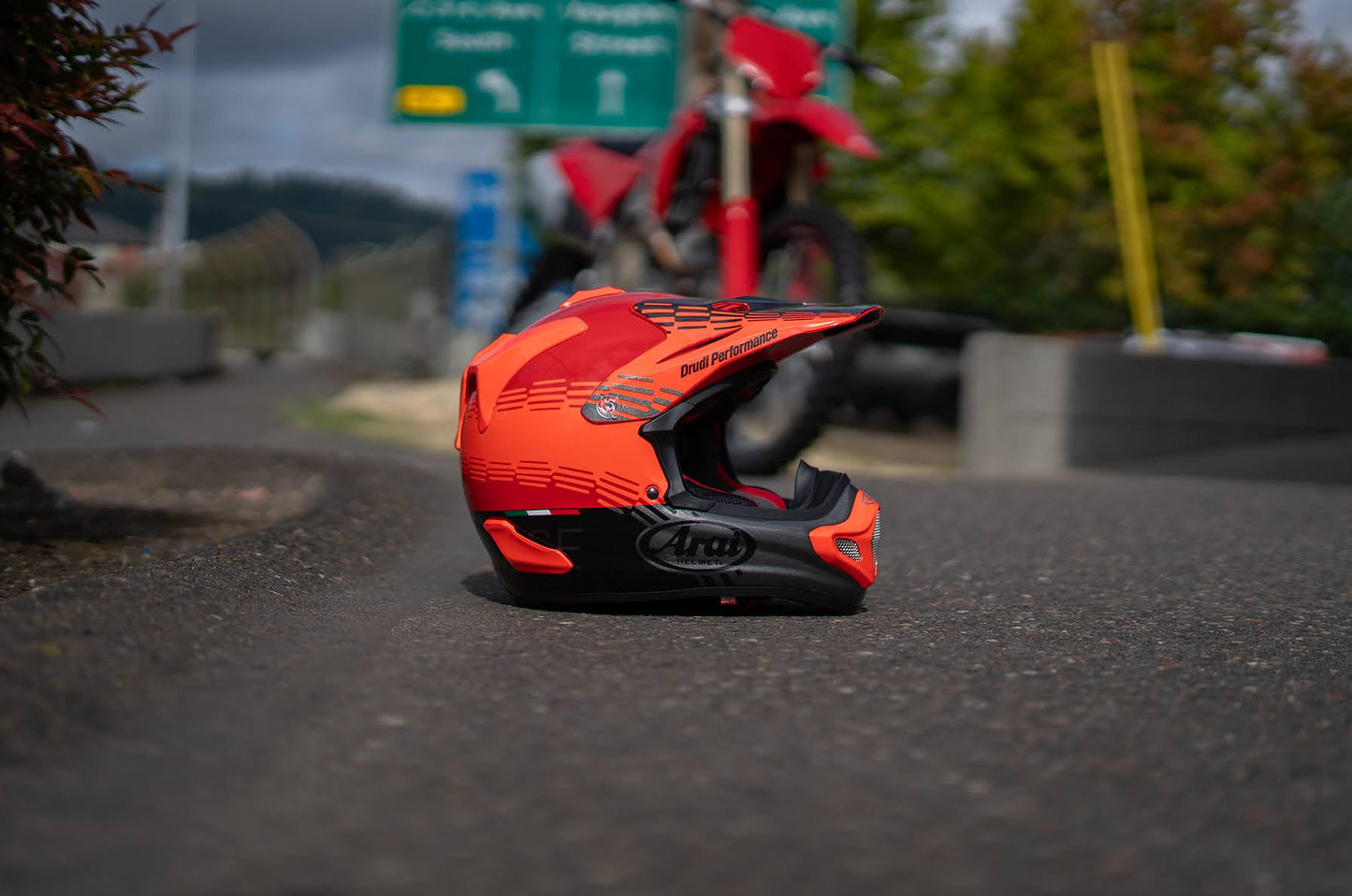 Ducati Desmo Helmet: Drudi Performance, Arai Helmet
