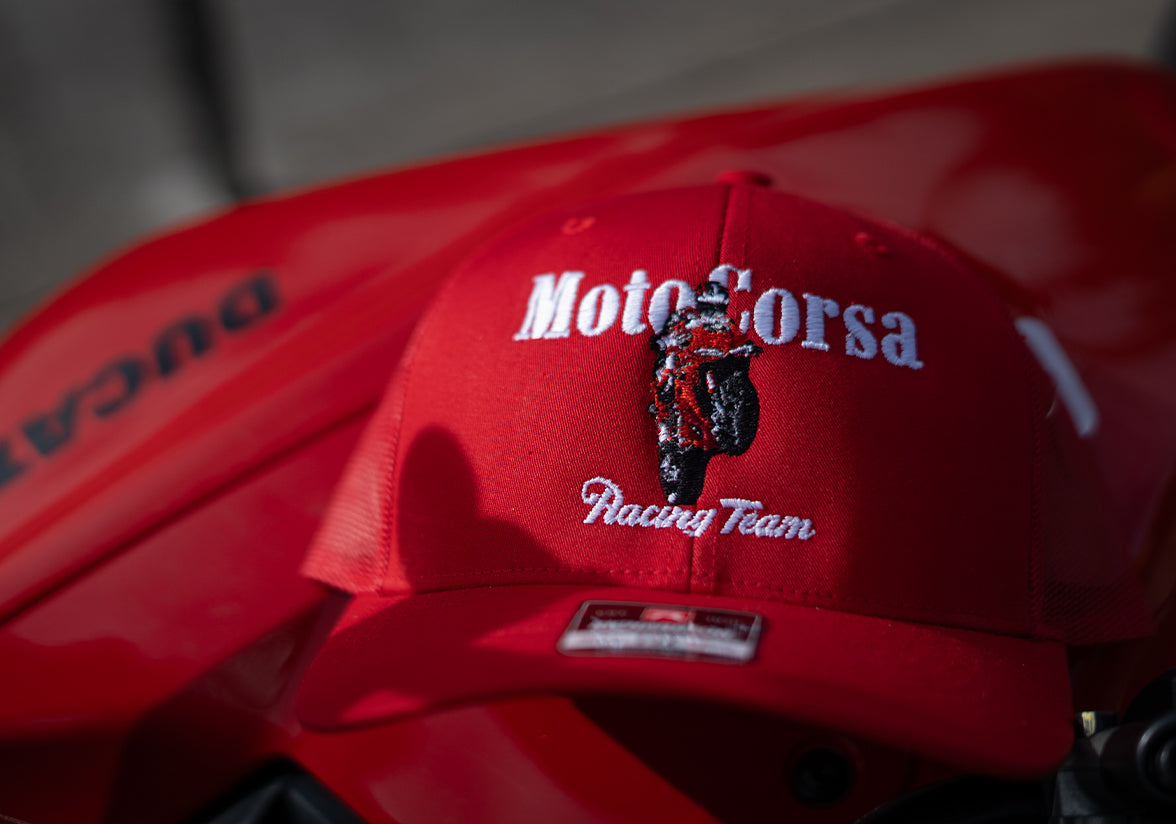 MotoCorsa Racing Team : Red Hat
