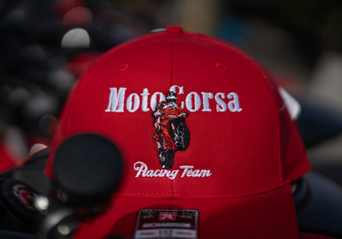 MotoCorsa Racing Team : Red Hat