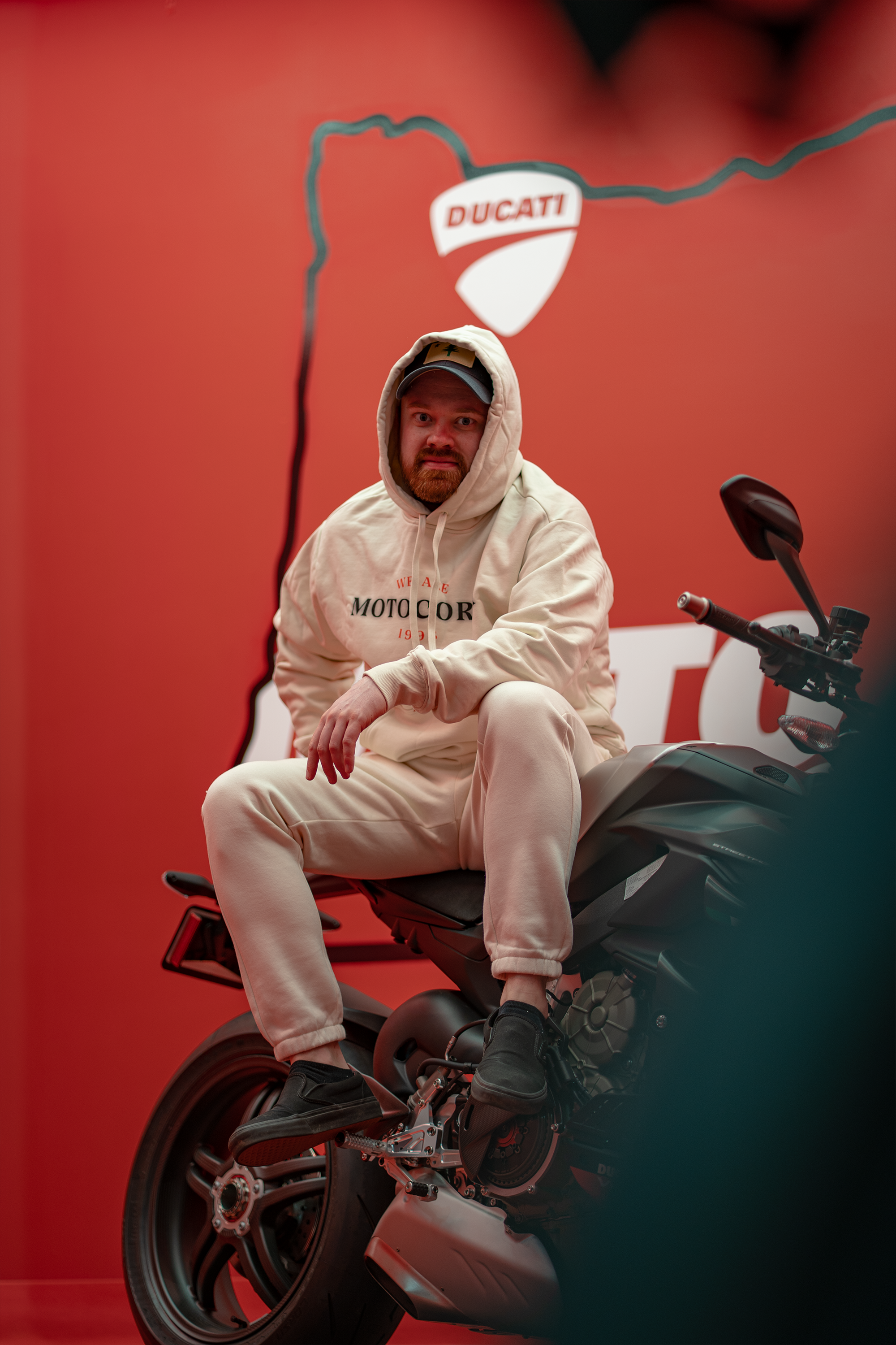 WE ARE MOTOCORSA JOGGERS