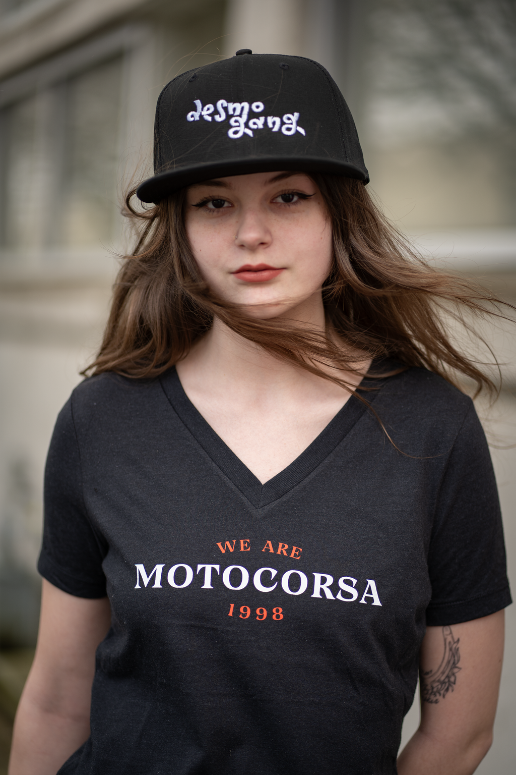 WE ARE MOTOCORSA V-NECK