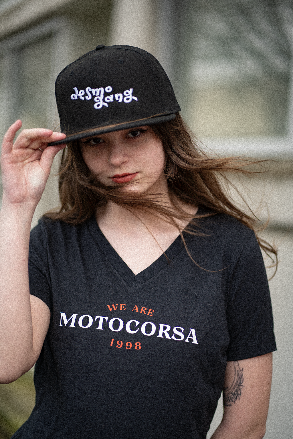 WE ARE MOTOCORSA V-NECK